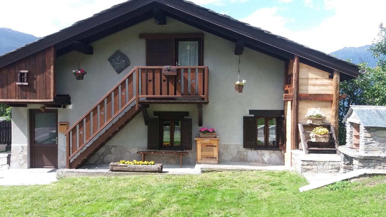 Maison Des Abeilles Vda Gressan N 0028 Eksteriør bilde